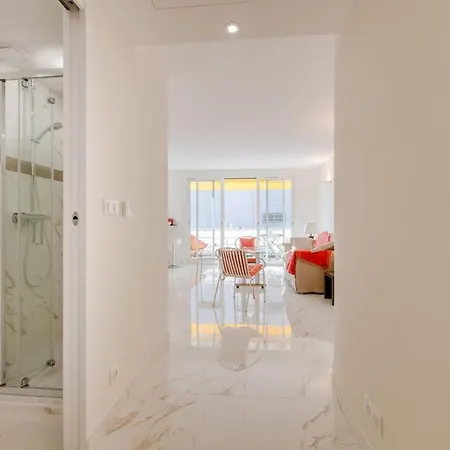 Lägenhet Luxurious 2-room In Palm