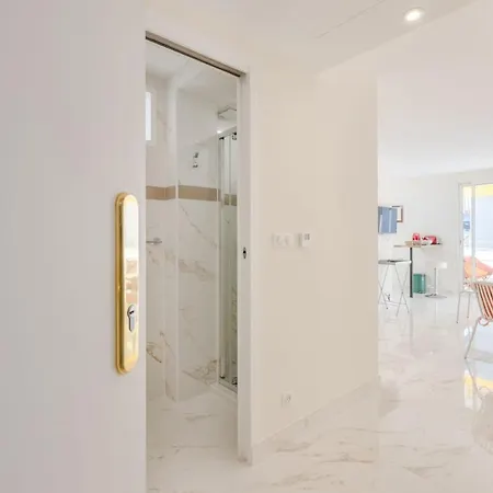 Luxurious 2-room In Palm Lägenhet