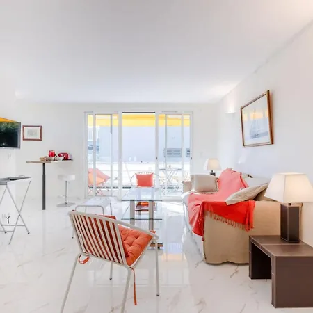 Luxurious 2-room In Palm Cannes