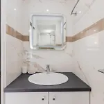Luxurious 2-room In Palm Cannes