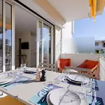 Luxurious 2-room In Palm *